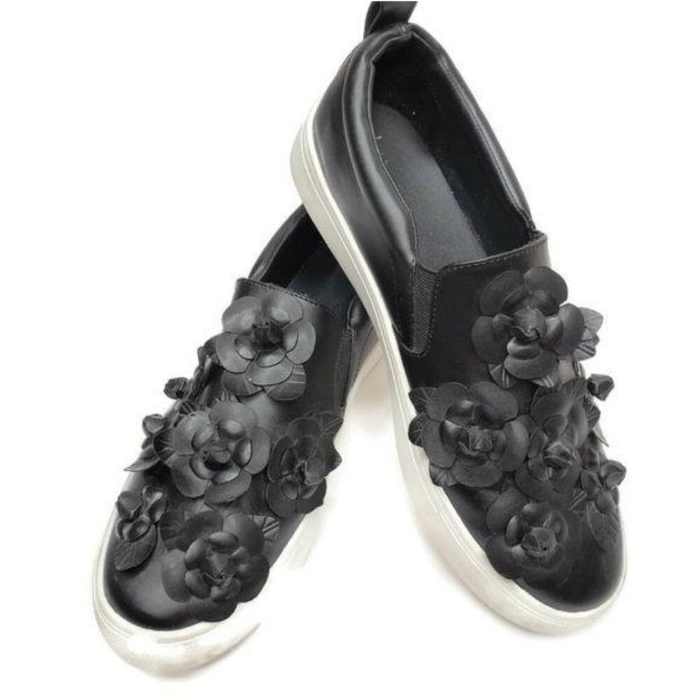 Womens Black Floral Slip-On Sneakers Size 9.5 Leather Upper With Rubber Sole - Picture 3 of 7